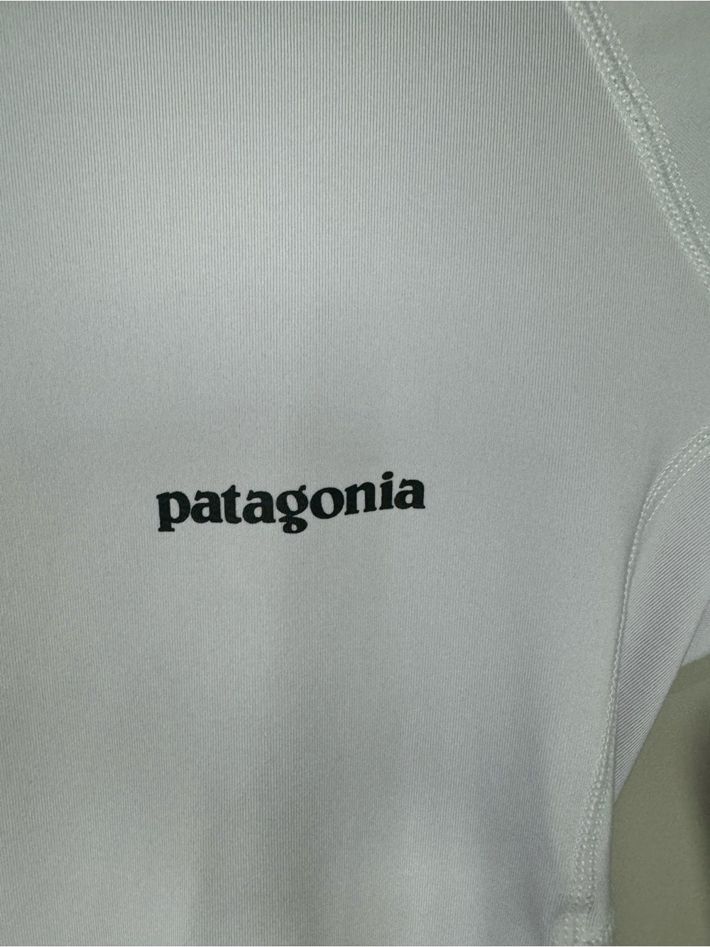 Patagonia Rashguard Long-Sleeve Sun Protection Top Small - Picture 3 of 9